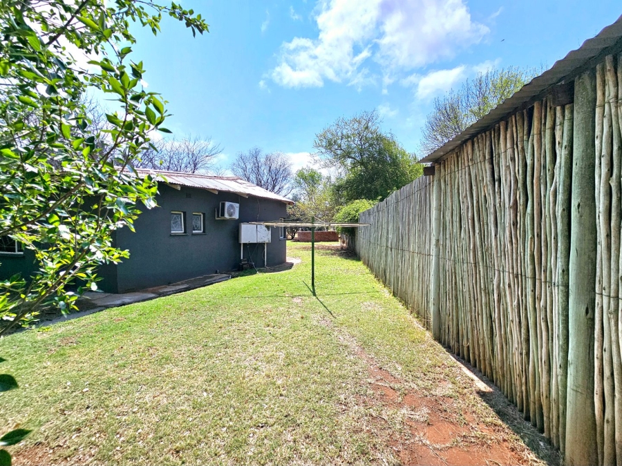 6 Bedroom Property for Sale in Bloemfontein Rural Free State